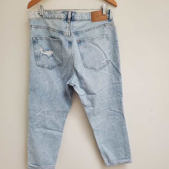 Light Blue Distressed Women's Jeans - Picture 3 of 7